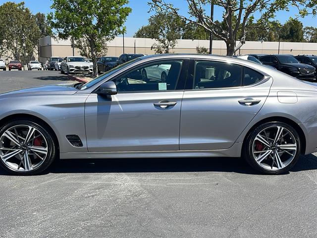 2024 Genesis G70 2.5T Standard 12