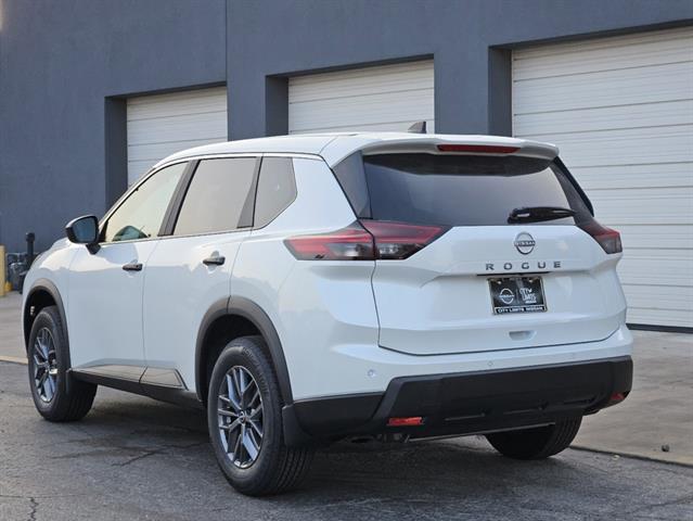 2024 Nissan Rogue S 5