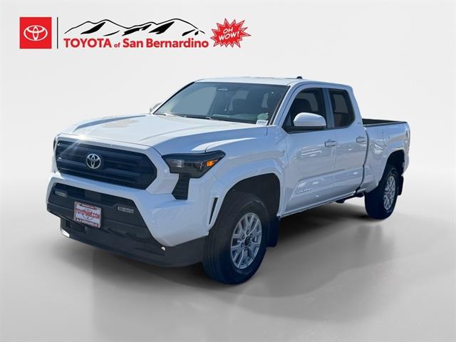 2025 Toyota Tacoma SR5's photo