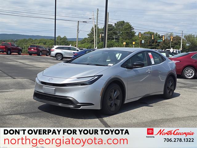 2026 Toyota Prius LE's photo