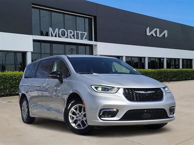 2024 Chrysler Pacifica