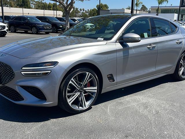 2024 Genesis G70 2.5T Standard 13