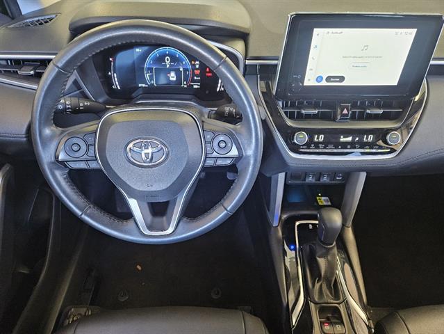 2023 Toyota Corolla Cross XLE 19