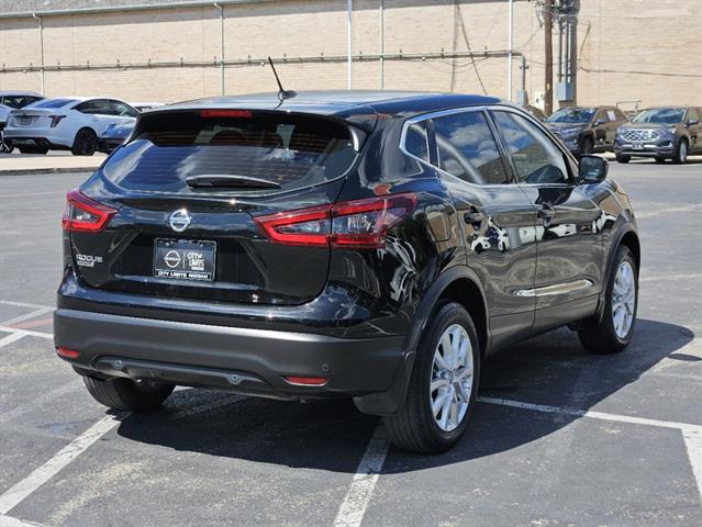 2021 Nissan Rogue Sport S 5