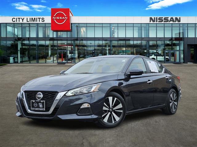 2022 Nissan Altima 2.5 SV 1