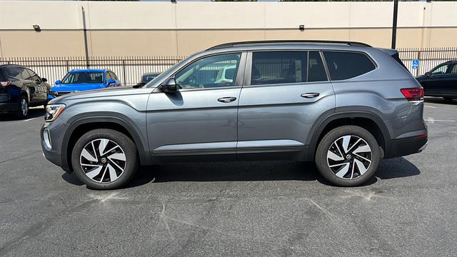 2024 Volkswagen Atlas SE 12