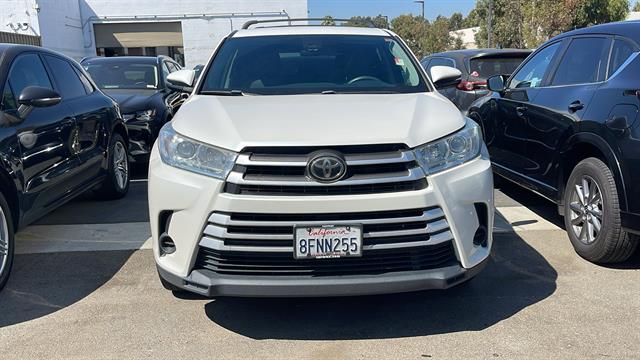 2018 Toyota Highlander LE 4dr SUV (3.5L V6) 6