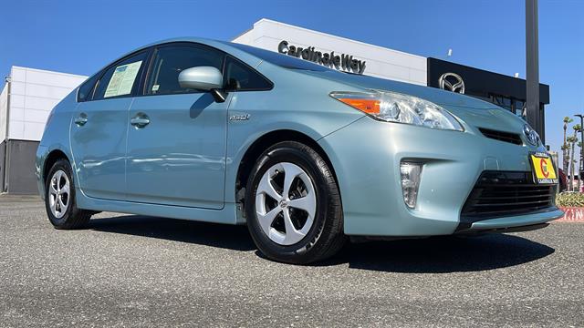 2014 Toyota Prius Three 5