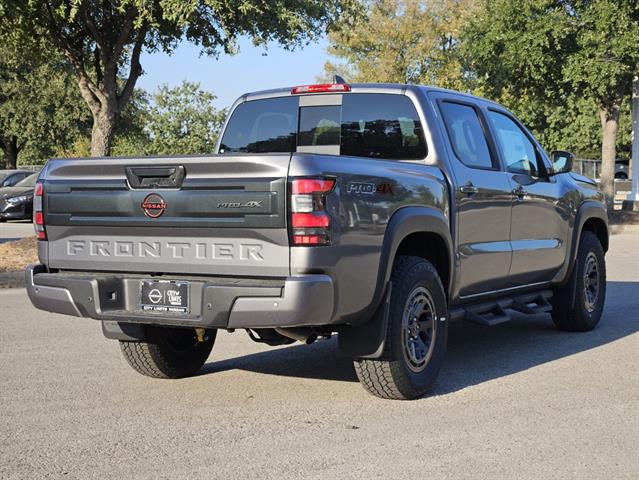 2025 Nissan Frontier PRO-4X 5