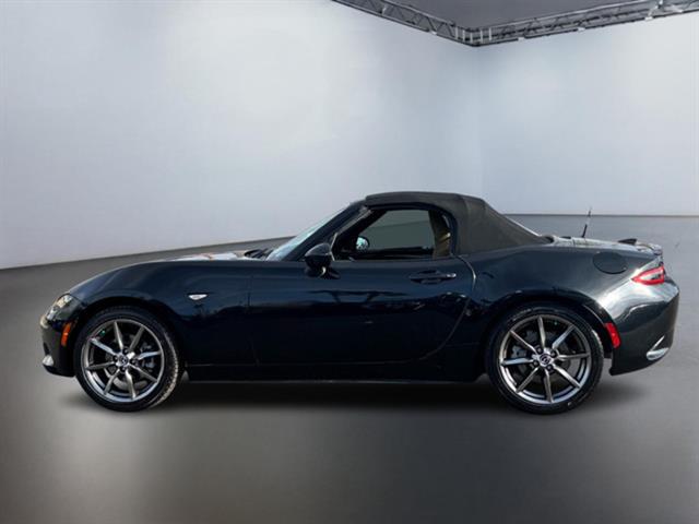 2016 Mazda MX-5 Miata Grand Touring 9