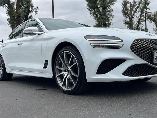 2025 Genesis G70 2.5T Standard 5