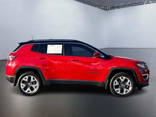 2018 Jeep Compass Limited 3