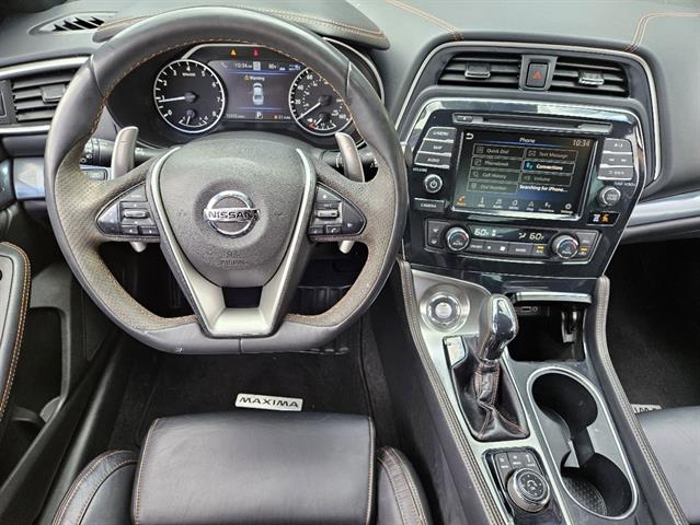 2021 Nissan Maxima SR 19