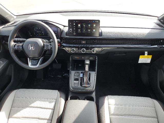 View vehicle photo 5