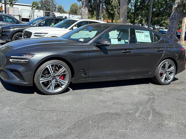 2025 Genesis G70 3.3T RWD Sport Advanced 10