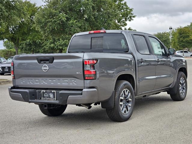 2024 Nissan Frontier SL 4