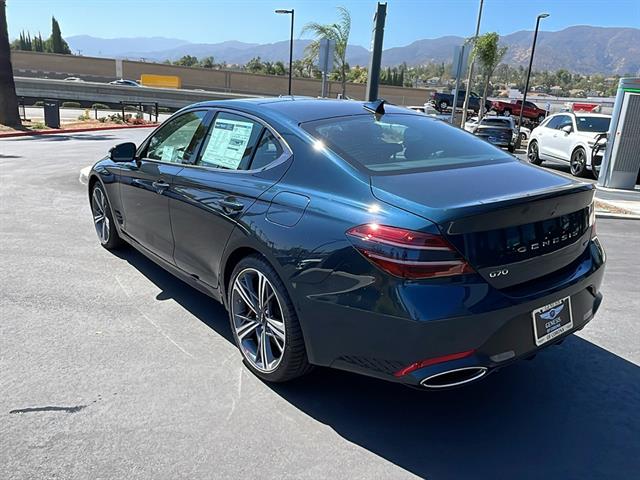 2025 Genesis G70 3.3T RWD Sport Advanced 8