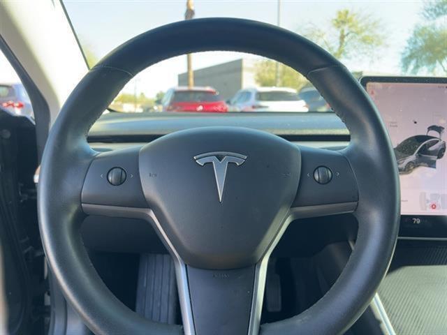 2019 Tesla Model 3 Long Range 28