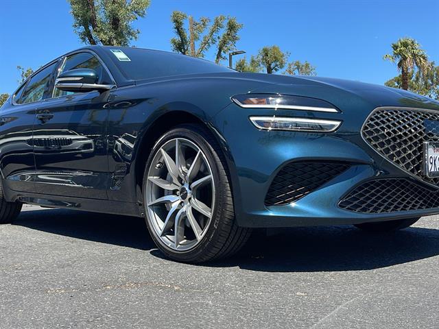 2024 Genesis G70 2.5T Standard 5