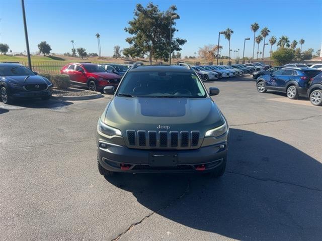 2020 Jeep Cherokee Trailhawk 2