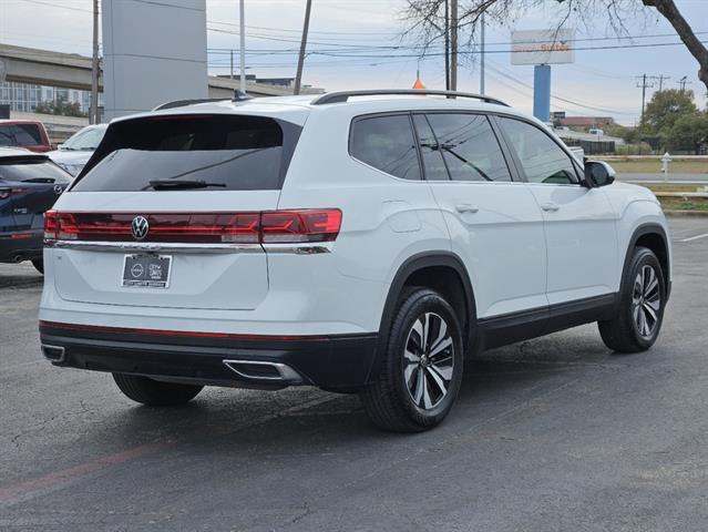 2024 Volkswagen Atlas 2.0T SE 5