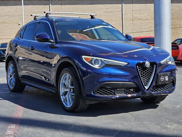 2018 Alfa Romeo Stelvio Ti 2