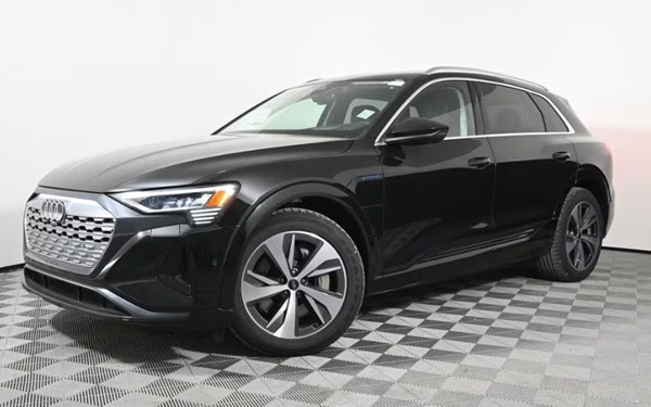 2024 Audi Q8 e-tron Prestige SUV