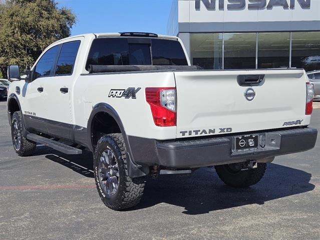 2017 Nissan Titan XD PRO-4X 3