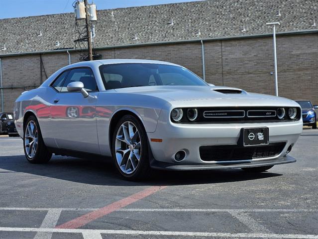 2022 Dodge Challenger GT 2