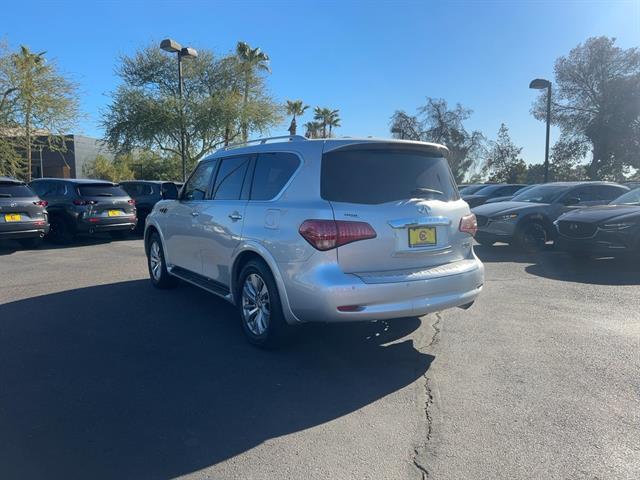 2017 INFINITI QX80 Limited 5