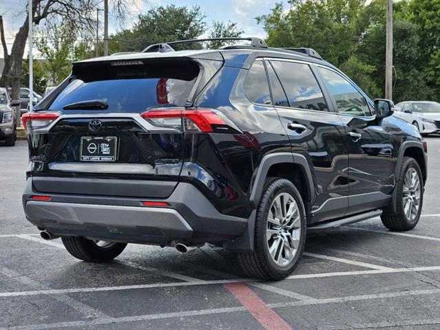 2019 Toyota RAV4 Limited 3