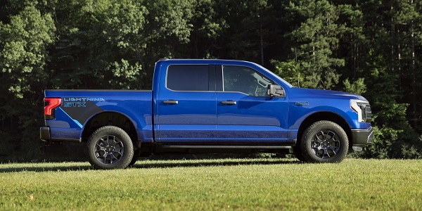 2026 Ford F-150 Lightning STX