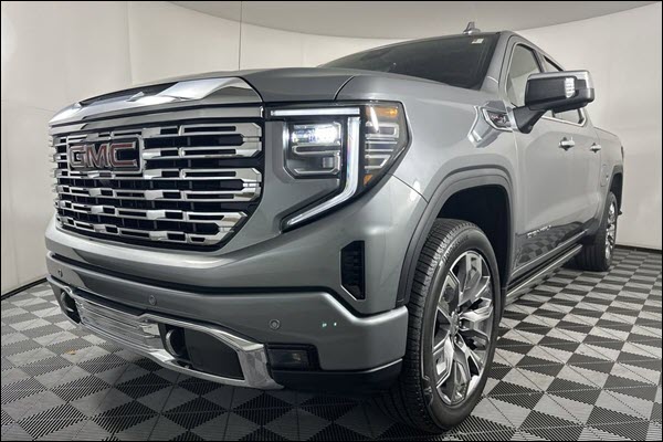 2025 GMC Sierra 1500 Denali 4WD Crew Cab