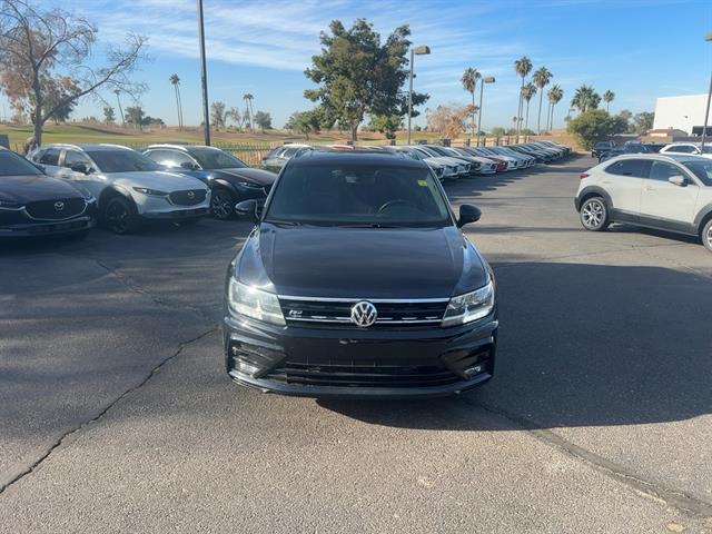 2019 Volkswagen Tiguan 2.0T SEL R-Line 4Motion 2