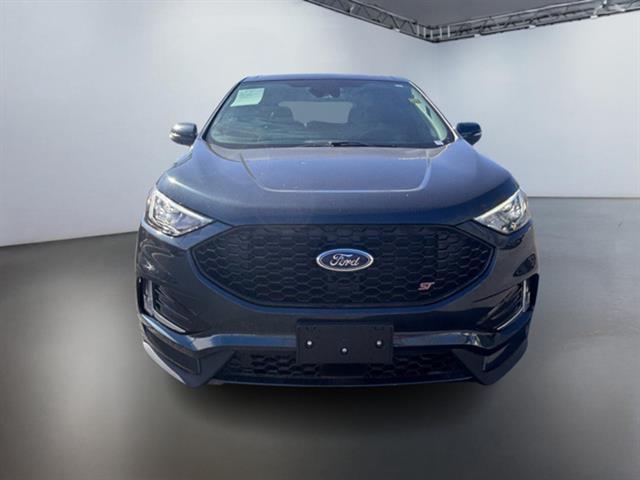 2023 Ford Edge ST 10