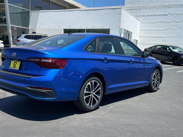 2024 Volkswagen Jetta Sport 9