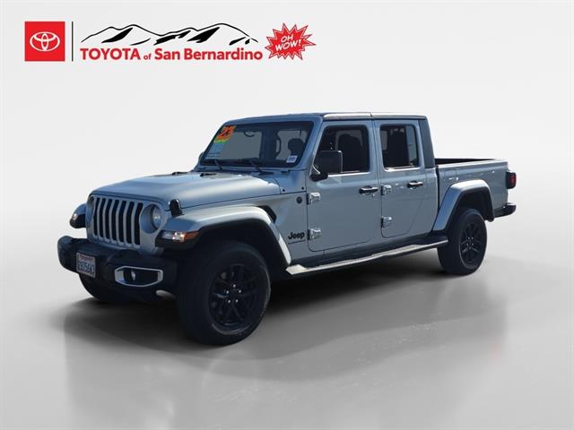 2023 Jeep Gladiator Sport S's photo