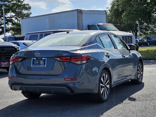 2024 Nissan Sentra SV 3