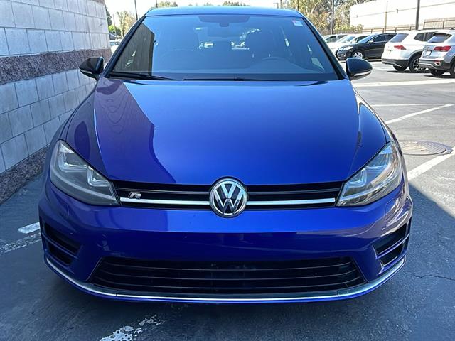 2016 Volkswagen Golf R Base 9