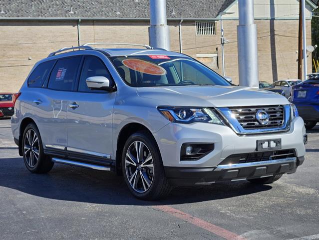 2018 Nissan Pathfinder Platinum 2