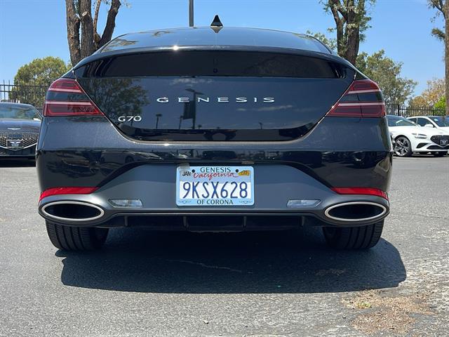 2024 Genesis G70 2.5T Standard 10