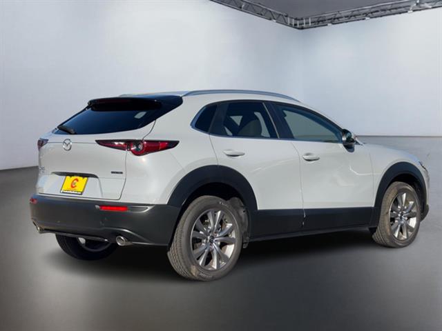 2025 Mazda CX-30 2.5 S Preferred Package 4