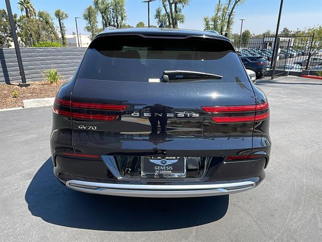 2025 Genesis Electrified GV70 Advanced 7