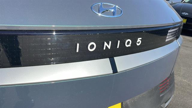 2024 Hyundai IONIQ 5 SEL 29