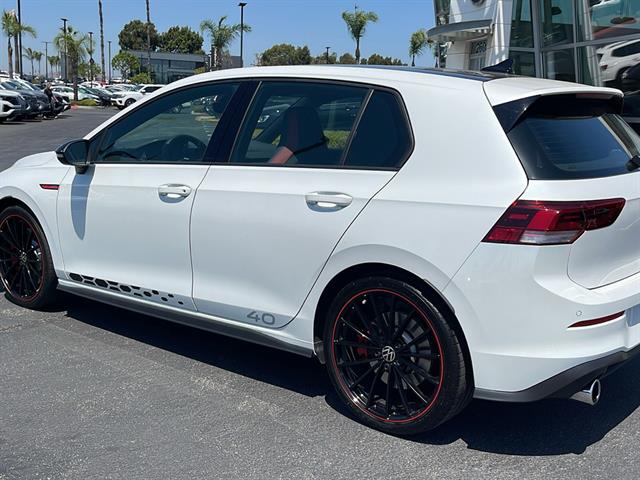 2023 Volkswagen Golf GTI 40th Anniversary Edition 11