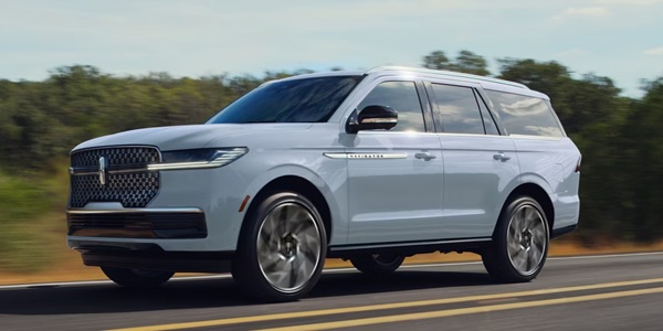 2027 Lincoln Navigator