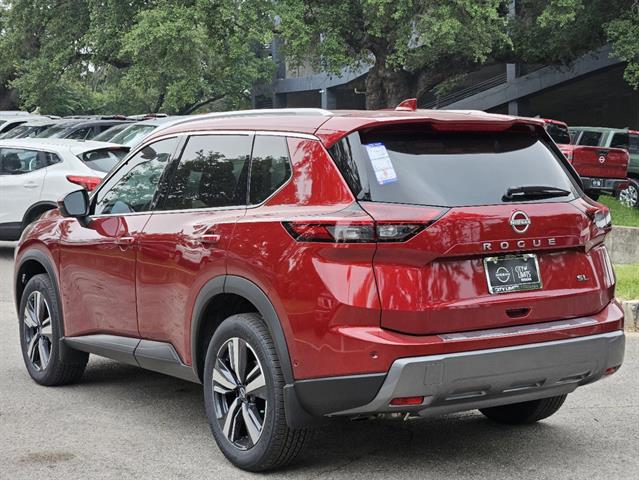 2024 Nissan Rogue SL 4