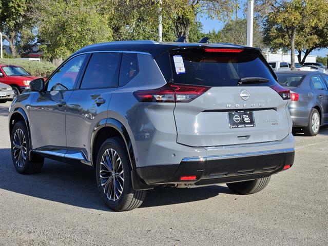 2025 Nissan Rogue Platinum 3