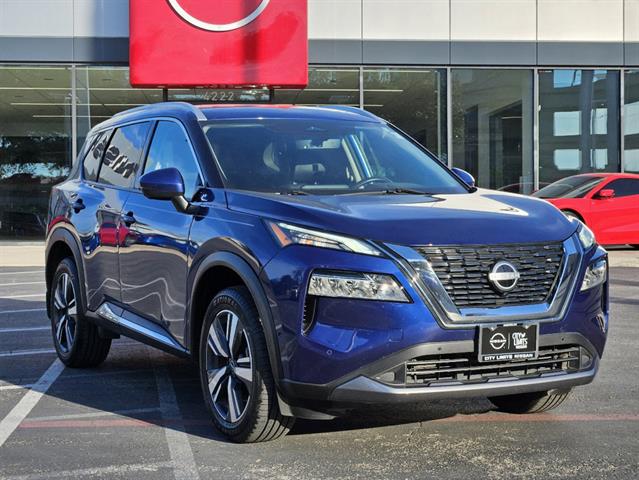 2023 Nissan Rogue SL 2