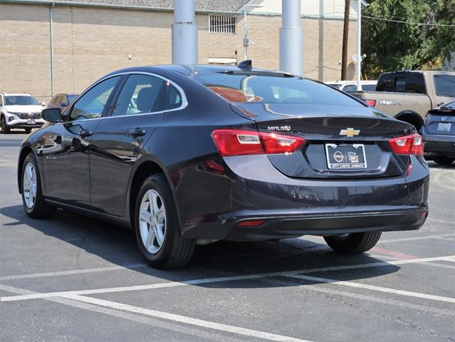 2023 Chevrolet Malibu LT 3